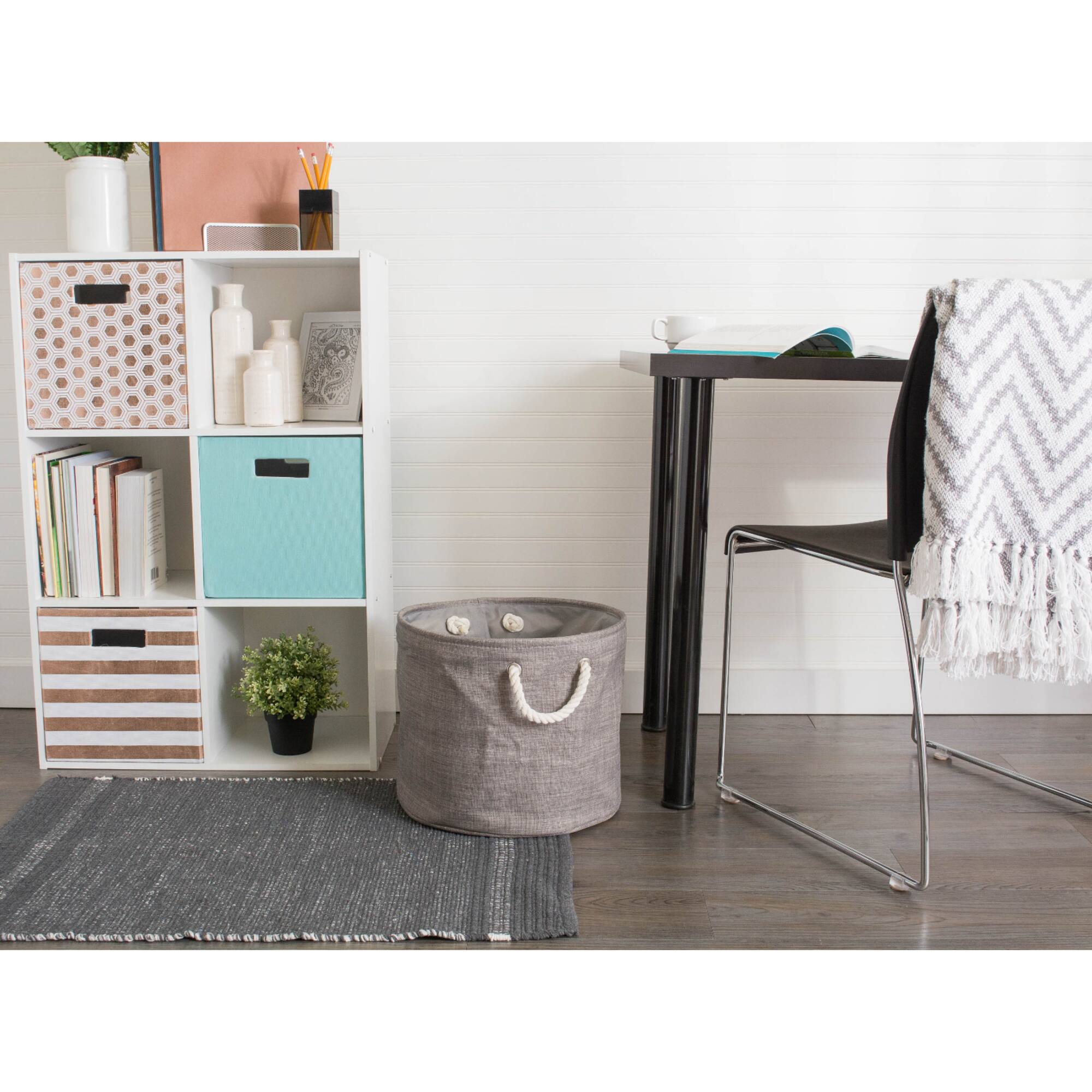 Gray Polyester Variegated Round Bin